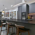 Modern In Gzira-sliema Seafront Promenade Homestay