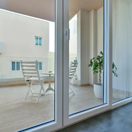 Modern In Gzira-sliema Seafront Promenade Homestay Gzira