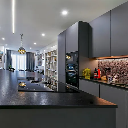 Homestay Modern In Gzira-sliema Seafront Promenade
