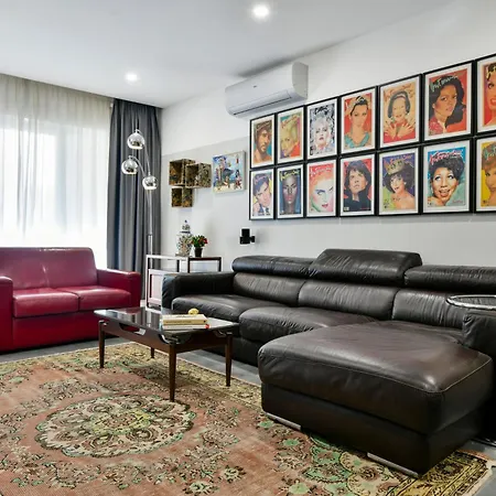 Modern In Gzira-sliema Seafront Promenade Homestay